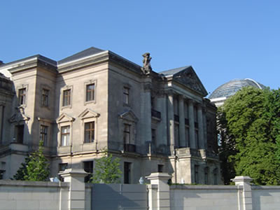 Ehemaliges Reichstagspräsidentenpalais 
Umbau für die Deutsche Parlamentarische Gesellschaft